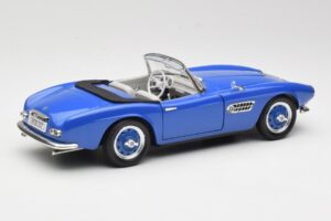 BMW 507 Touring Sport カブリオレ ブルー Revell 1:18 8810-M1 メタル - 画像 3/8
