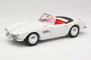 BMW 507 Touring Sport Feather White Revell 1:18 8810 メタル
