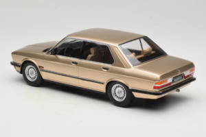 BMW 520i E28 Gold Metallic IXO 1:18 18CMC184 メタル - 画像 5/6