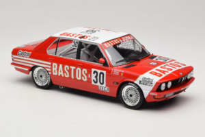 BMW 528i E28 #30 D. Quester / A. Hahne / E. Joosen 24 Hours of Spa Winner 1982 IXO 1:18 18RMC182A メタル - 画像 4/6