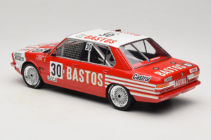BMW 528i E28 #30 D. Quester / A. Hahne / E. Joosen 24 Hours of Spa Winner 1982 IXO 1:18 18RMC182A メタル - 画像 5/6