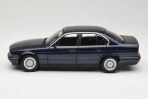 BMW 535i E34 Blue Metallic Minichamps 1:18 100024004 メタル - 画像 4/8