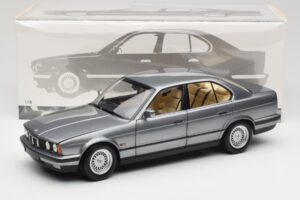 BMW 535i E34 グレー メタリック Minichamps 1:18 100024008 メタル - 画像 8/8