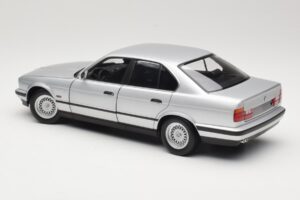 BMW 535i E34 シルバー Minichamps 1:18 100024005 メタル - 画像 7/8