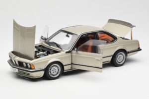 BMW 635 CSi E24 Bronzit Beige Metallic AUTOart 1:18 70523 メタル - 画像 2/8