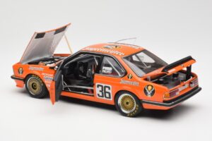 BMW 635 CSi E24 #1 European Touring Car Championship Jagermeister 1985 AUTOart 1:18 80430145825 メタル - 画像 5/8