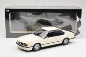 BMW 635 CSi E24 ホワイト Minichamps 1:18 155028102 メタル - 画像 6/6