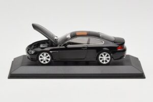 BMW 645i E63 ブラック Minichamps 1:43 80420393306 メタル - 画像 2/5