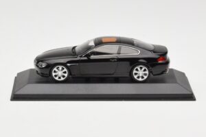 BMW 645i E63 ブラック Minichamps 1:43 80420393306 メタル