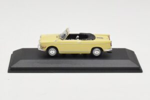 BMW 700 カブリオレ イエロー Minichamps 1:43 BMW002 メタル
