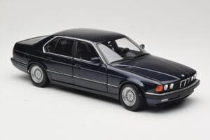 BMW 730i E32 ブルー メタリック Minichamps 1:18 100023006 メタル - 画像 6/8