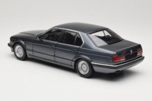BMW 730i E32 Grey Metallic Minichamps 1:18 100023005 メタル - 画像 7/8