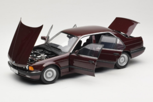 BMW 730i E32 Red Metallic Minichamps 1:18 100023001 メタル - 画像 2/8