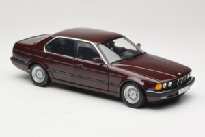 BMW 730i E32 Red Metallic Minichamps 1:18 100023001 メタル - 画像 6/8