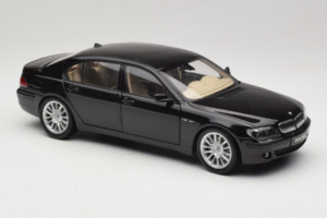 BMW 760Li E66 Individual ブラック Kyosho 1:18 08573RB メタル - 画像 6/8
