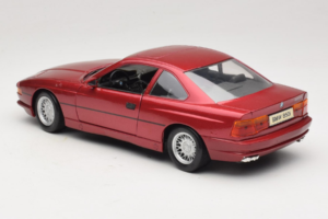 BMW 850i E31 レッド Tchibo 1:18 36157 メタル - 画像 7/8