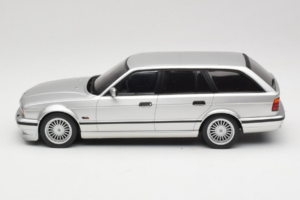 BMW Alpina B10 E34 4.6 Touring シルバー MCG 1:18 MCG18332MCW メタル - 画像 3/6