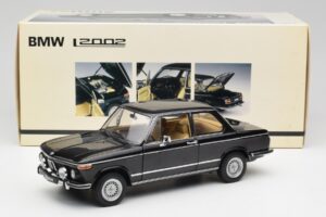 BMW 2002 L E10 ブラック AUTOart 1:18 70603 メタル - 画像 8/8