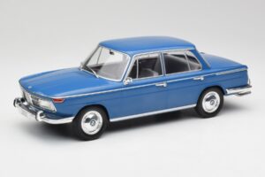 BMW 2000 Tilux E120 カリブブルー MCG 1:18 MCG18291 メタル