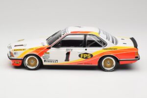 BMW 635CSi E24 BMW Italia #1 U. Grano / H. Kelleners Spa 1983 Minichamps 1:18 155832601 メタル - 画像 3/6