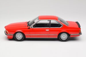 BMW 635 CSi E24 レッド ディーラー エディション Minichamps 1:18 80435B5D026 メタル - 画像 3/6