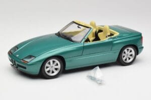 BMW Z1 E30 ファングリーン Minichamps 1:18 80430148536 メタル