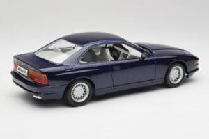 BMW E31 850i モーリシャスブルー Maisto 1:18 438813100299 メタル - 画像 3/8