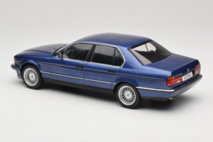 BMW Alpina B11 E32 3.5 Metallic Blue MCG 1:18 MCG18232 メタル - 画像 5/6