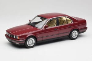 BMW 535i E34 レッド Minichamps 1:18 100024002 メタル