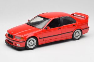 BMW 318is E36 レッド UT Models 1:18 180024302 メタル