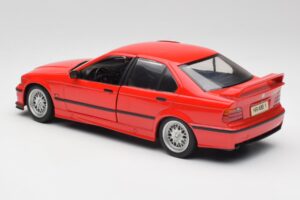 BMW 318is E36 レッド UT Models 1:18 180024302 メタル - 画像 7/8