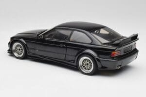 BMW E36 M3 GTR Street コスモスブラック UT Models 1:18 20481 メタル - 画像 6/8