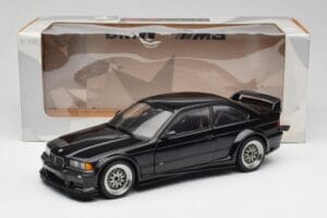 BMW E36 M3 GTR Street コスモスブラック UT Models 1:18 20481 メタル - 画像 8/8