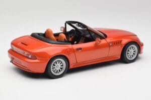 BMW Z3 E36 2.8 フェニックスオレンジ UT Models 1:18 20442 メタル - 画像 3/8