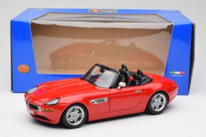 BMW Z8 E52 ロードスター ブライトレッド Bburago 1:18 12032 メタル - 画像 8/8