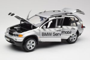 BMW X5 E53 3.0d Service Mobil Kyosho 1:18 80430305646 メタル - 画像 2/8