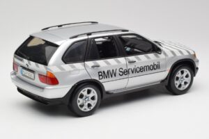 BMW X5 E53 3.0d Service Mobil Kyosho 1:18 80430305646 メタル - 画像 3/8