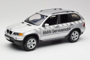 BMW X5 E53 3.0d Service Mobil Kyosho 1:18 80430305646 メタル