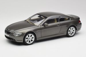BMW 6 E63 クーペ ライトブロンズ Kyosho 1:18 80430153283 メタル