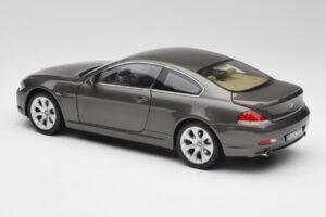 BMW 6 E63 クーペ ライトブロンズ Kyosho 1:18 80430153283 メタル - 画像 7/8