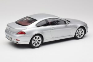 BMW 645Ci E63 シルバー Kyosho 1:18 80430153285 メタル - 画像 3/8