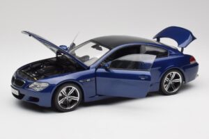 BMW M6 E63 ブルー Kyosho 1:18 80430413351 メタル - 画像 2/8