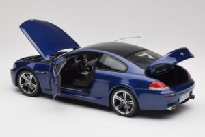 BMW M6 E63 ブルー Kyosho 1:18 80430413351 メタル - 画像 5/8