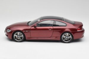 BMW M6 E63 レッド Kyosho 1:18 80430398134 メタル - 画像 4/8