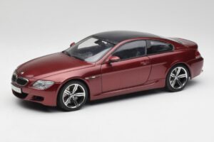 BMW M6 E63 レッド Kyosho 1:18 80430398134 メタル