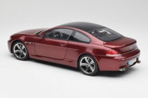 BMW M6 E63 レッド Kyosho 1:18 80430398134 メタル - 画像 7/8