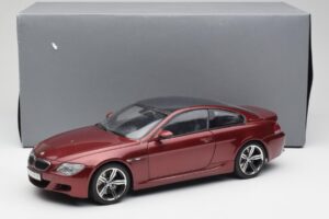 BMW M6 E63 レッド Kyosho 1:18 80430398134 メタル - 画像 8/8