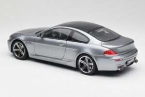 BMW M6 E63 シルバーグレー Kyosho 1:18 08703GR メタル - 画像 7/8
