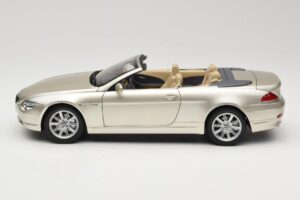 BMW 6 Series E64 カブリオレ Mineral Silver Metallic Kyosho 1:18 80430153437 メタル - 画像 5/9