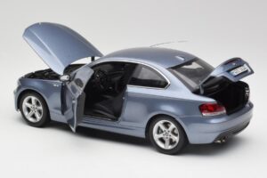 BMW 1 E82 クーペ ブルー Kyosho 1:18 80430427065 メタル - 画像 5/8